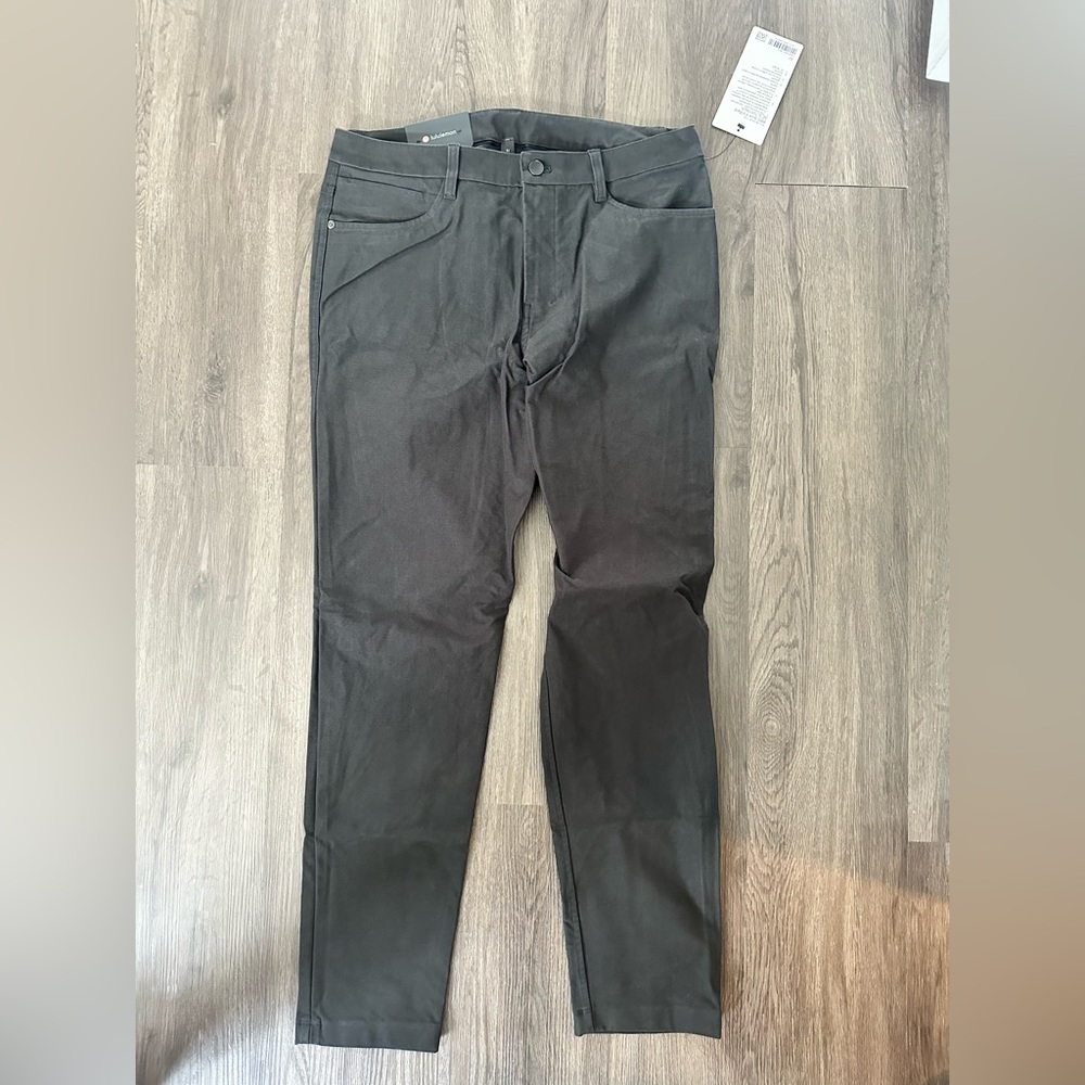 Lululemon ABC 5 pocket Black Pants